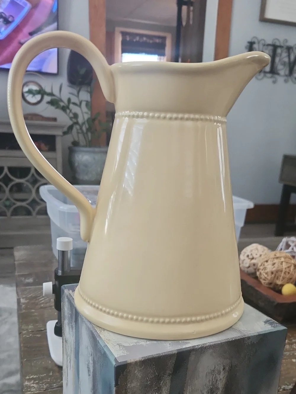Martha Stewart Farmhouse Pitcher Beaded Buttercream Yellow Ceramic 48oz